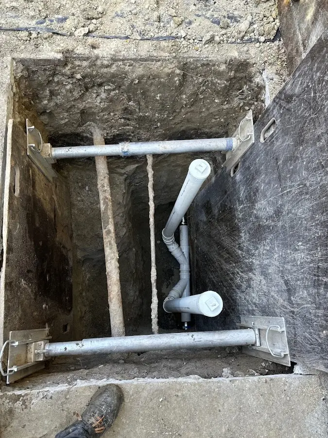 Experienced plumber completing Drain Cleaning work in Sylvan
